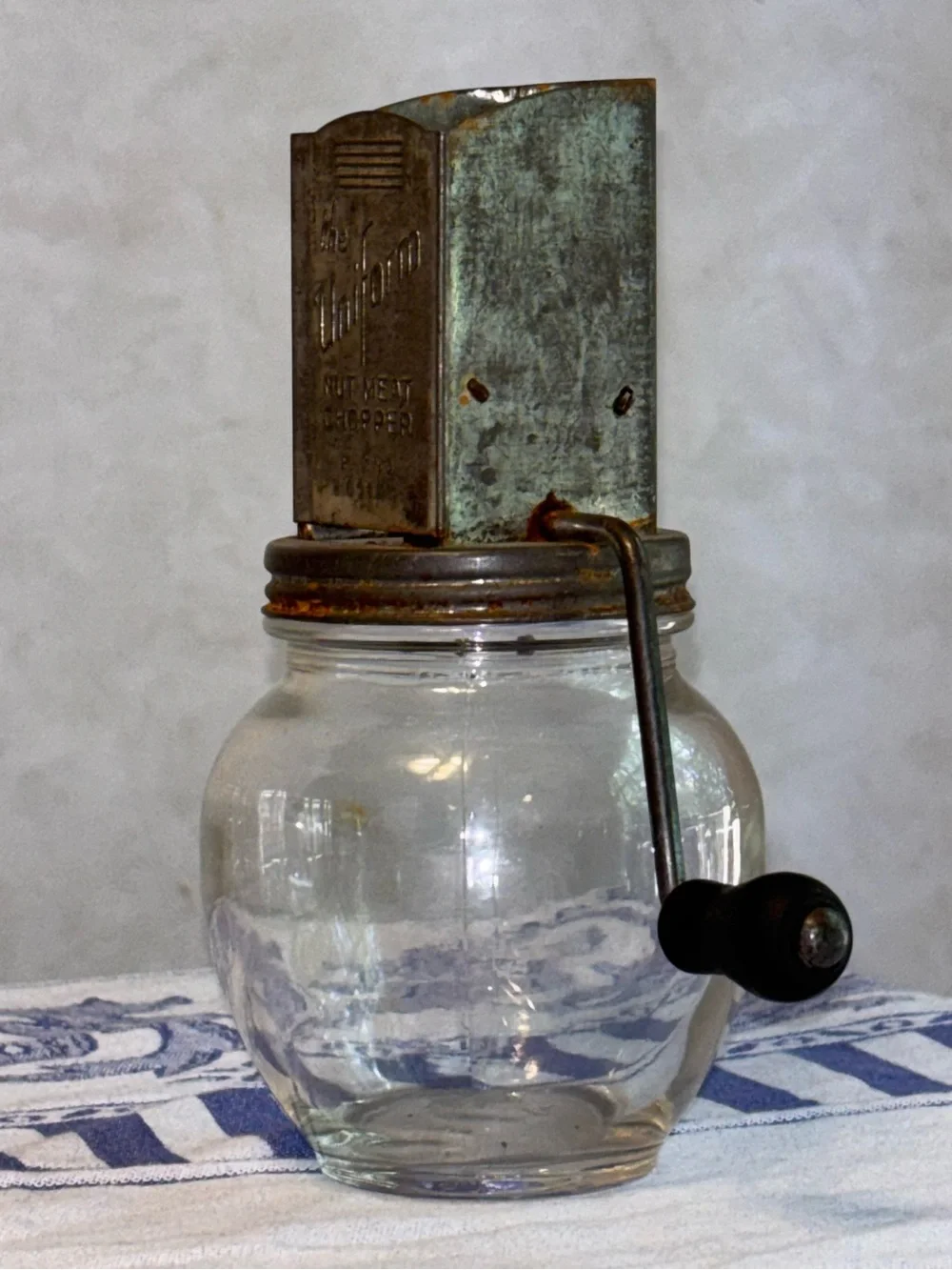 Vintage 1930s Uniform Nut Meat Chopper Hazel Atlas Glass Jar Hand Crank